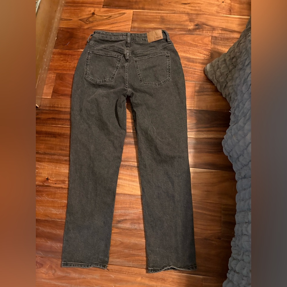 The Curvy Perfect Vintage Jean in Washed Black
